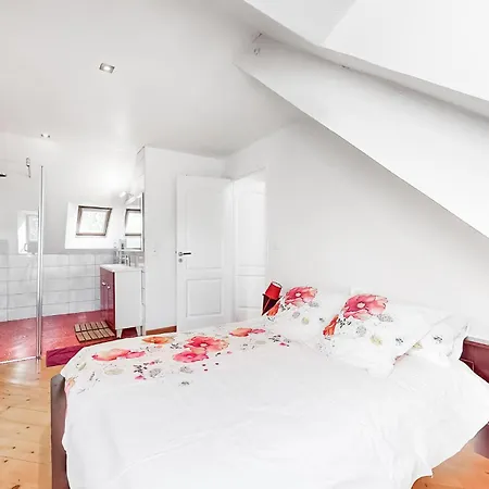 度假居 Stunning Home In Rubercy With Sauna *