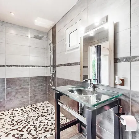 Cozy In With Sauna Holiday home Rubercy