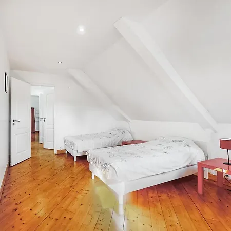 Stunning Home In Rubercy With Sauna * Rubercy