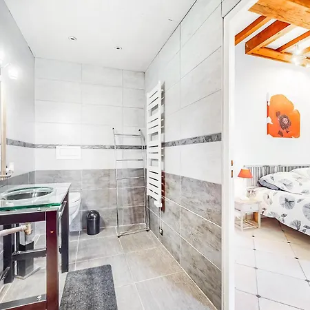 Stunning Home In Rubercy With Sauna * Rubercy