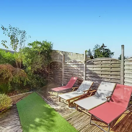 度假居 Stunning Home In Rubercy With Sauna